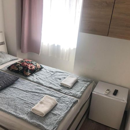 Bella Fiore Mini Rooms 3 Budapesta Exterior foto