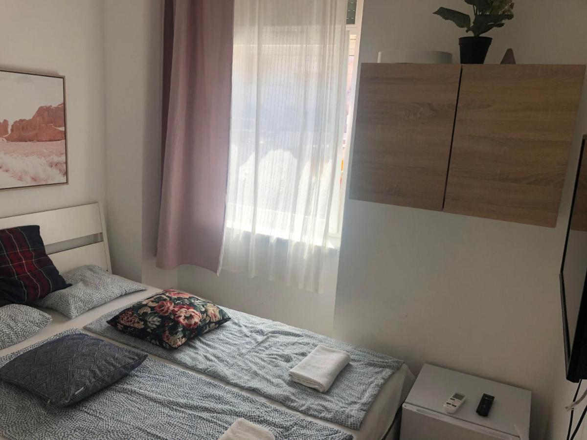 Bella Fiore Mini Rooms 3 Budapesta Exterior foto